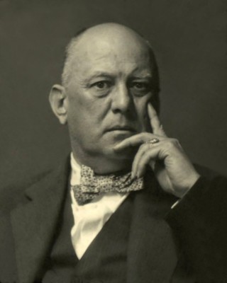 aleister-crowley-1.jpg